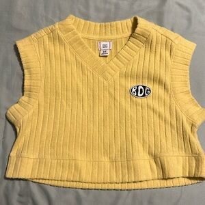 cropped bdg sweater vest
